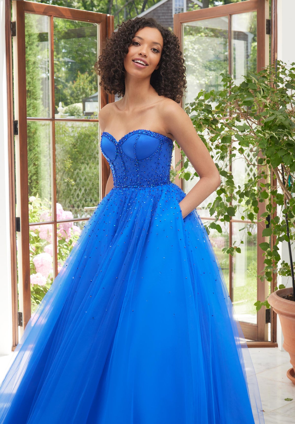 Cocktail Dresses Ball Gown Long Sequin Prom Dress Regal Royal