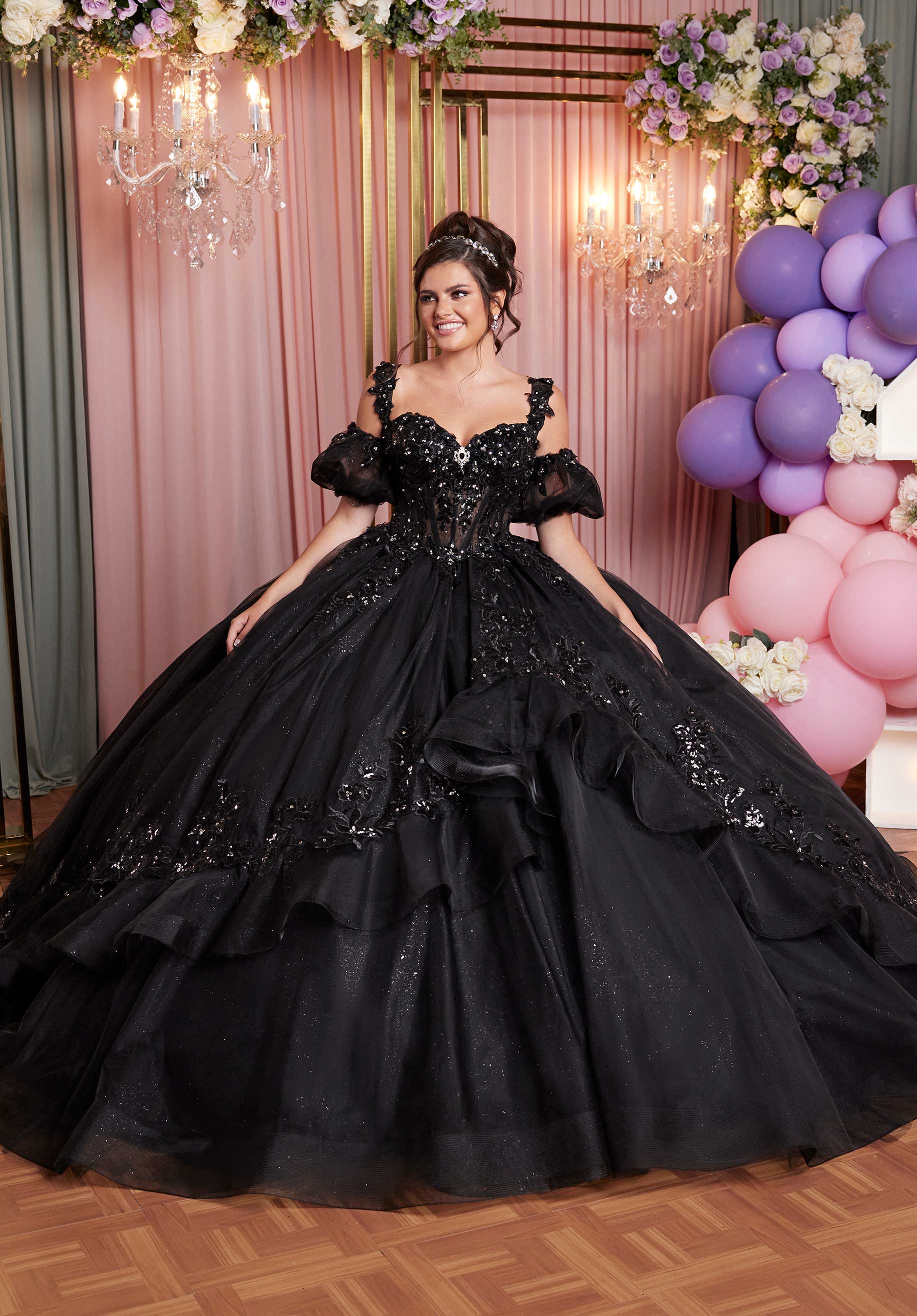 Quinceniera Dresses Long Ball Gown Applique Quinceañera Dress Black