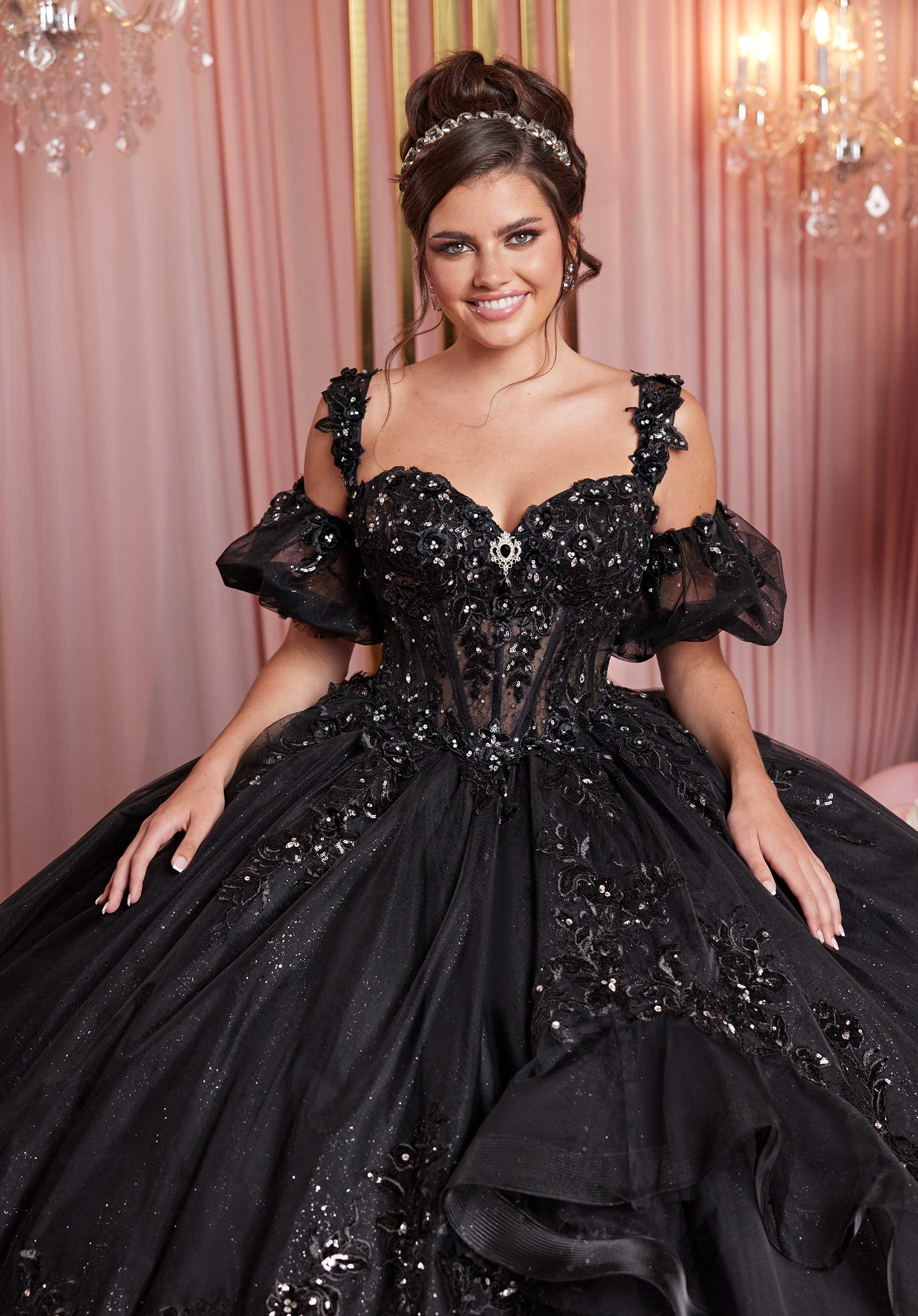 Quinceniera Dresses Long Ball Gown Applique Quinceañera Dress Black