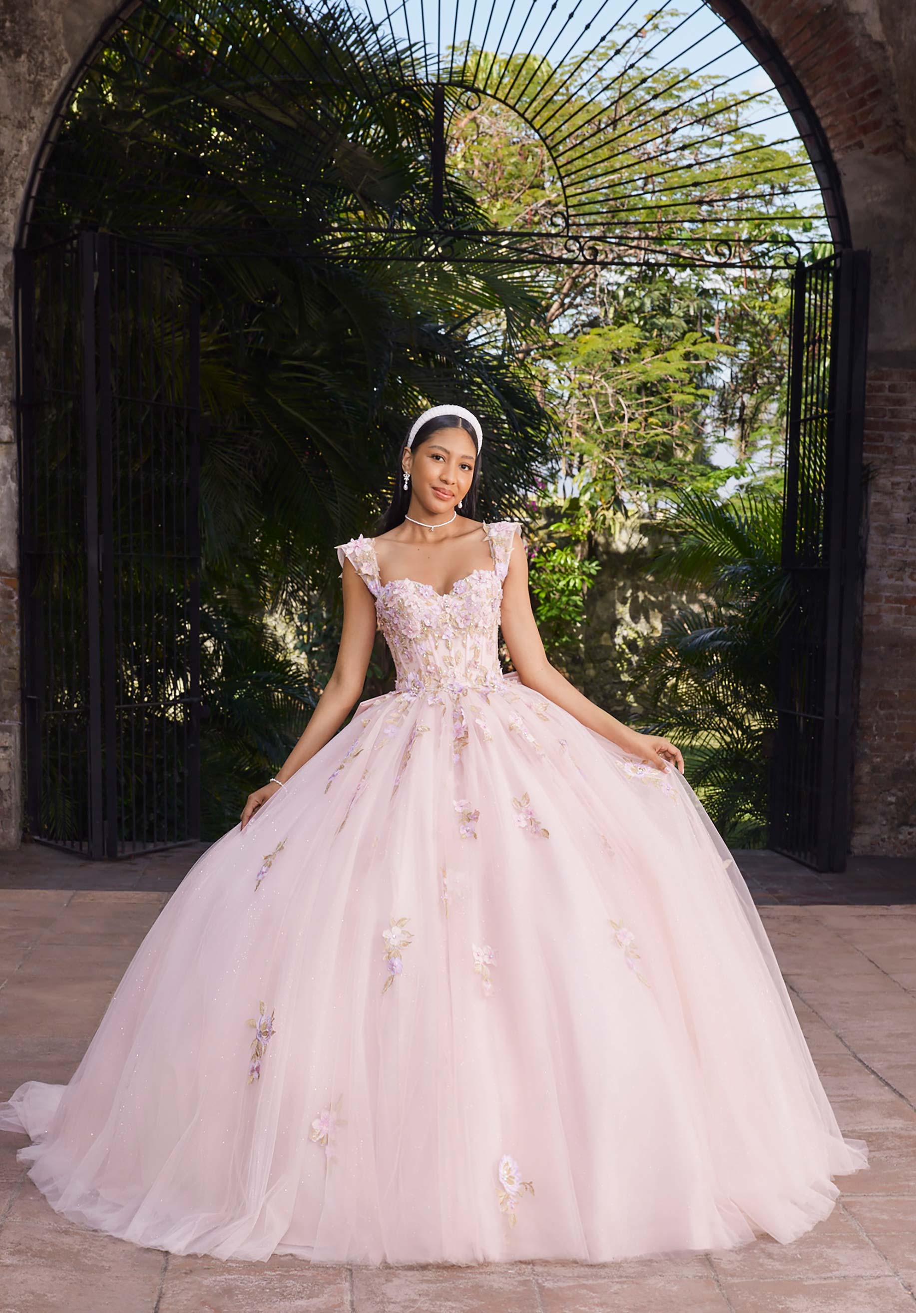 Sweetheart Floor-Length Tulle Quinceañera Ball Gown MGNY Madeline Gardner New York 89550