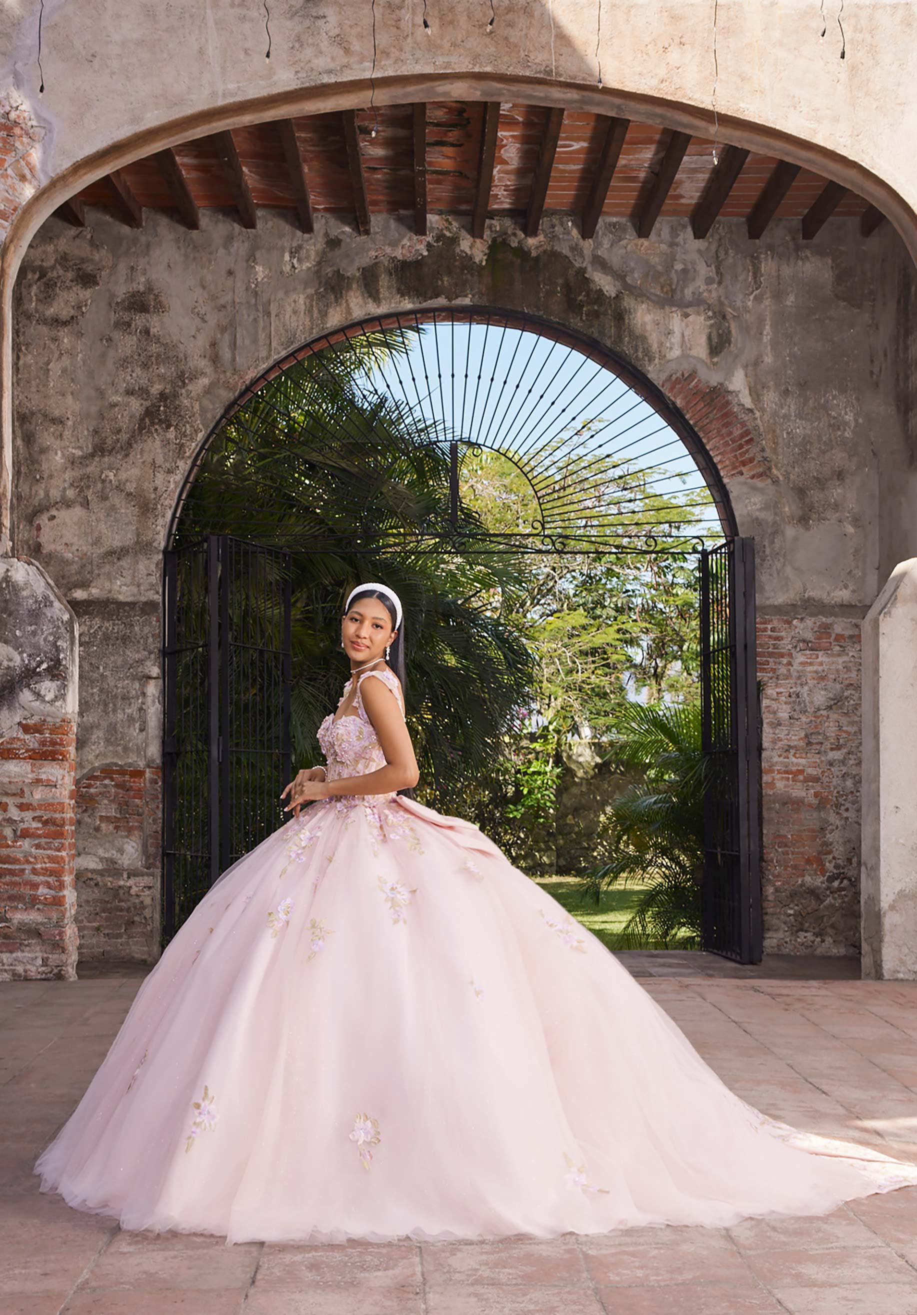 Sweetheart Floor-Length Tulle Quinceañera Ball Gown MGNY Madeline Gardner New York 89550