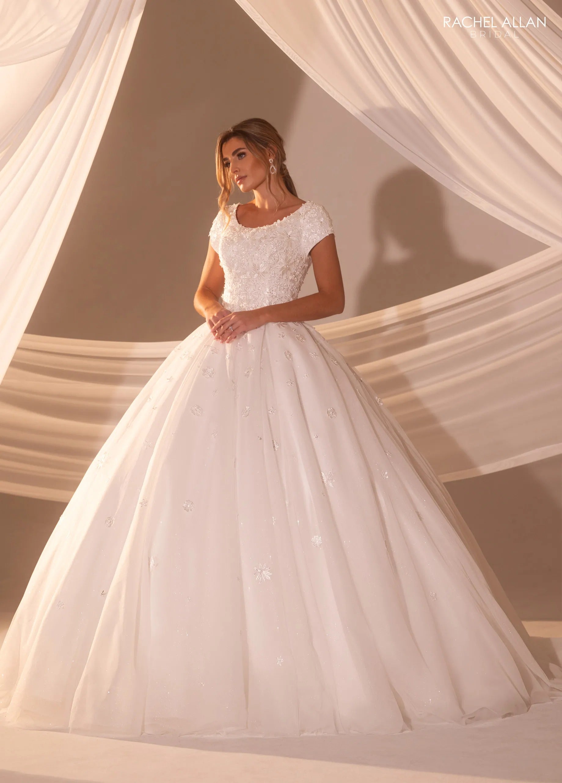 Ivory Scoop Neck Floor-Length Tulle Wedding Dress Ball Gown with Cap Sleeves Rachel Allan RB7010