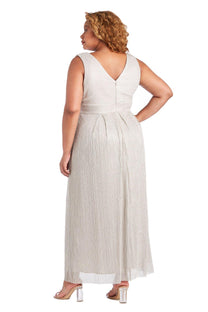 R&M Richards 7068W Long Plus Size Formal Dress | The Dress Outlet