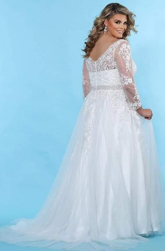 Sydneys Closet Plus Size Long Wedding Dress