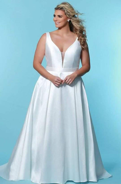 Sydneys Closet Plus Size Wedding Dress - The Dress Outlet