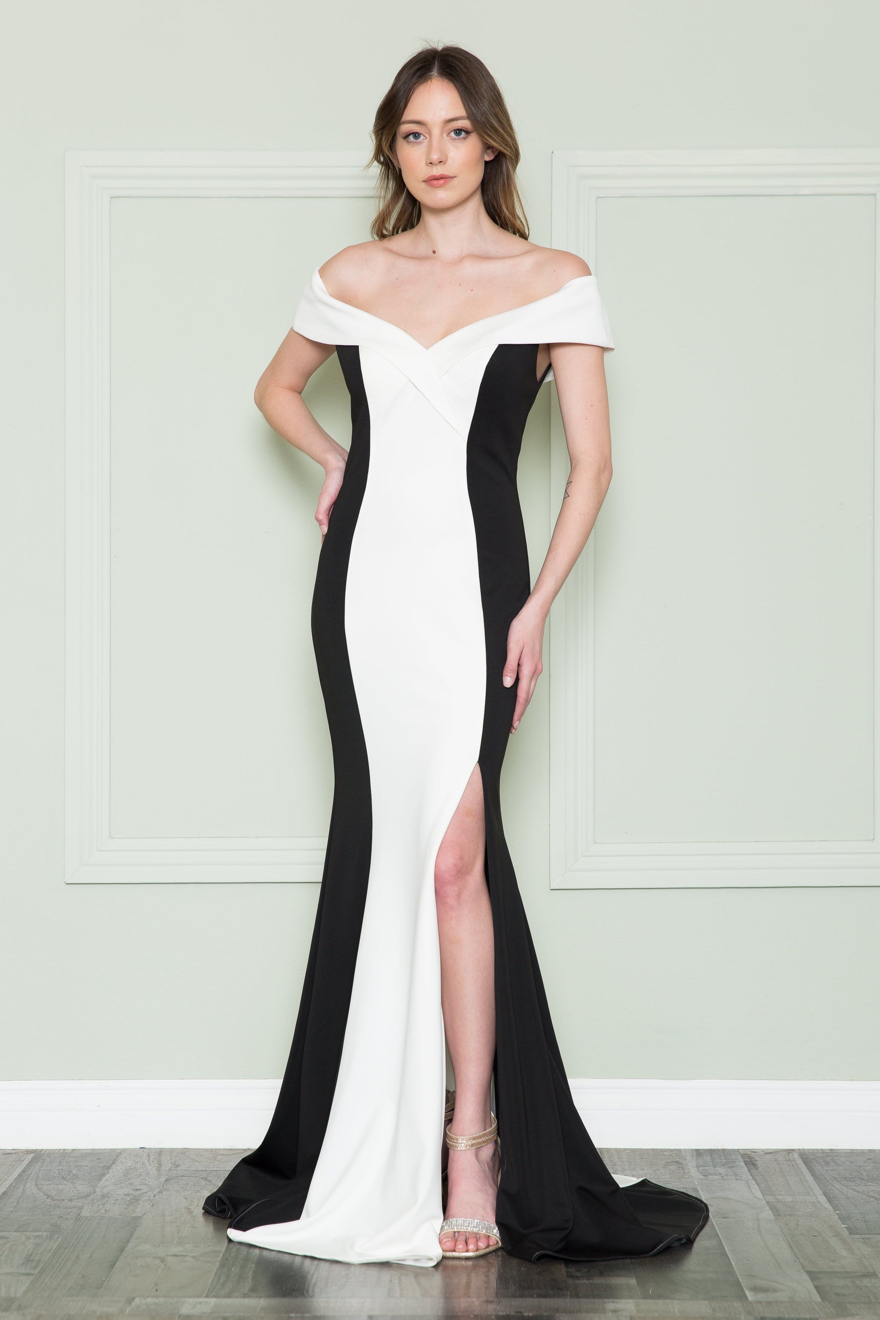 Off White/Black Off-the-Shoulder Floor-Length Jersey Prom Dress with Side Slit Poly USA 8924