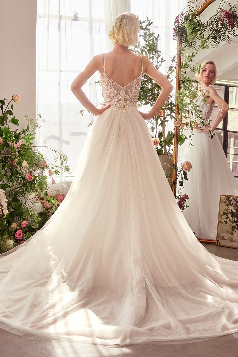 Wedding Dresses Long Bridal Ball Gown Applique Wedding Dress Off White