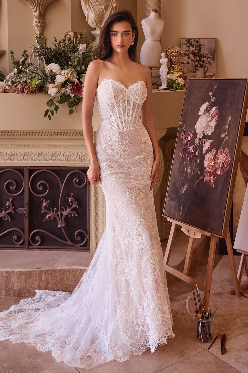Lady Black Tie - WL044 - Fitted Lace Wedding Dress & Removable Overskirt - Andrea & Leo - Size 12 Lady Black Tie - WL044 - Fitted Lace Wedding Dress & Removable Overskirt - Andrea & Leo - Size 12