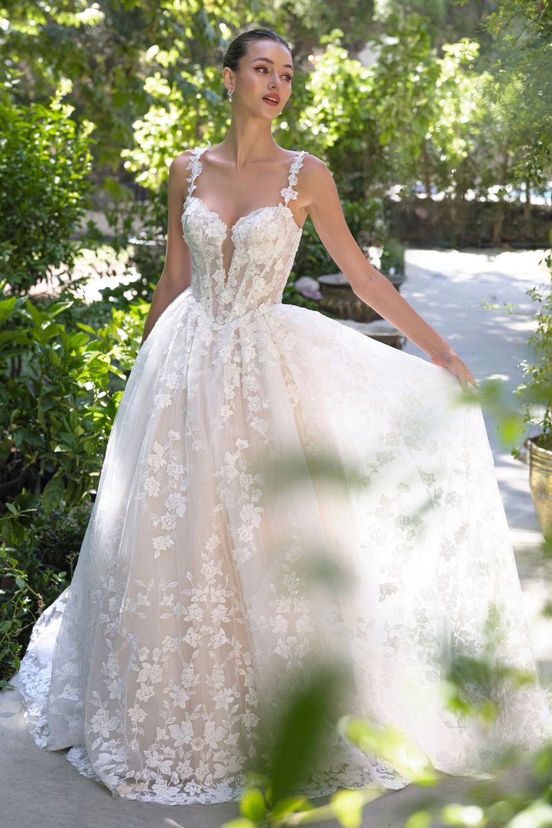  Wedding Dresses Long Bridal Floral Lace Wedding Dress Off White Nude
