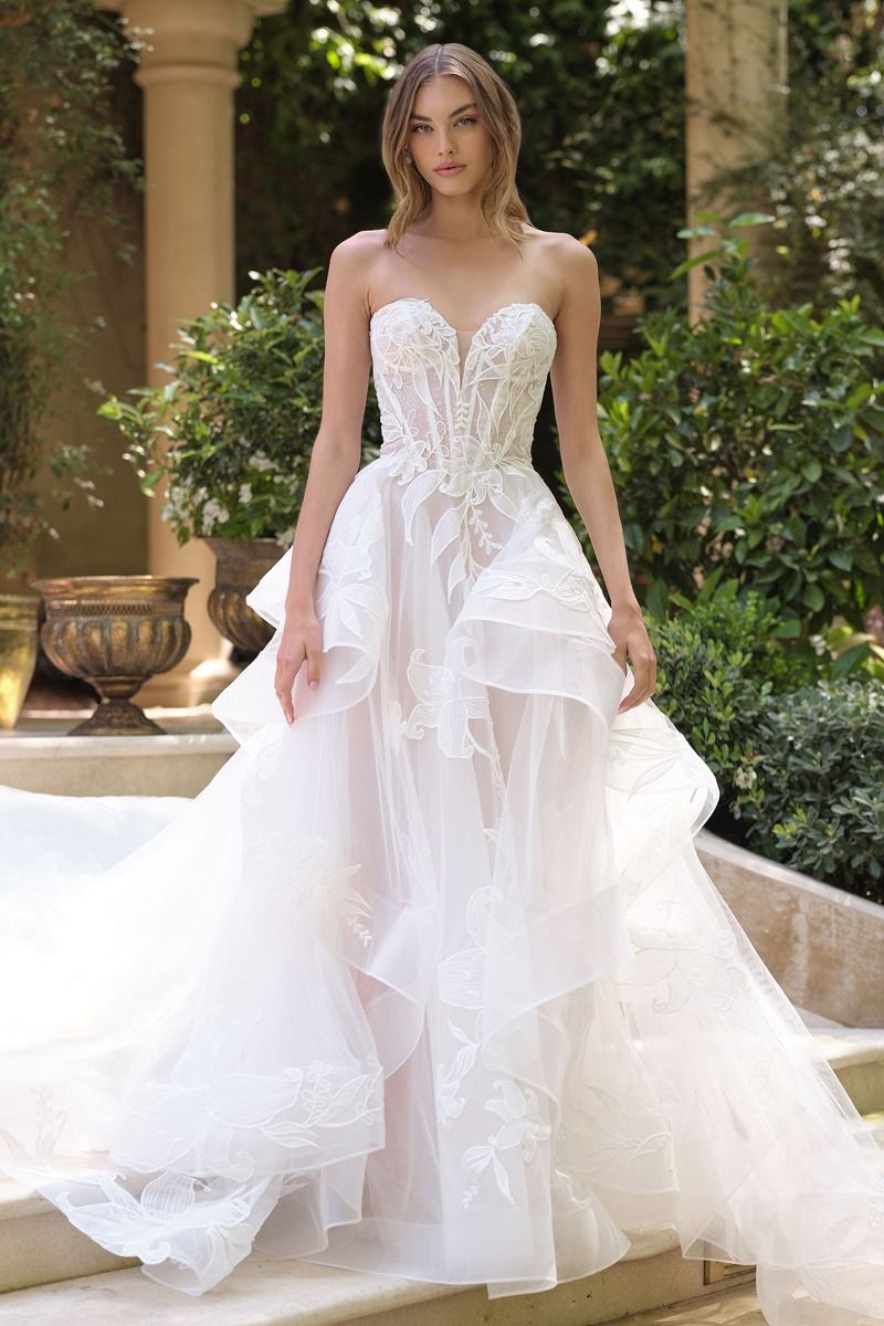 Wedding Dresses Floral Ruffle Bridal Ball Gown Wedding Dress Off White Nude