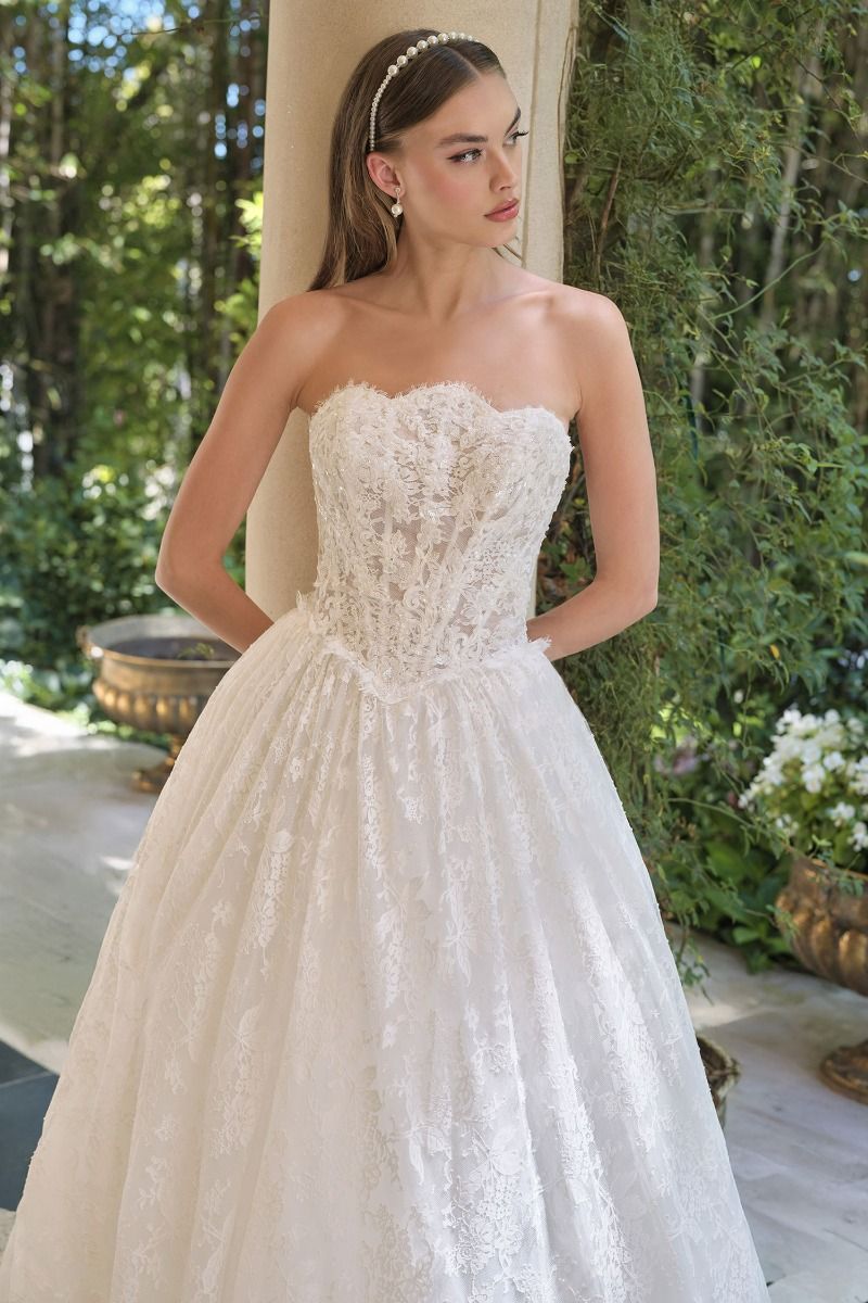 Wedding Dresses Long Bridal Ball Gown Corset Lace Wedding Dress Off White