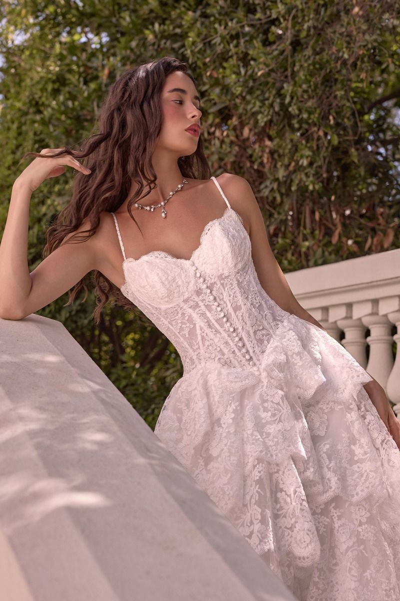Sweetheart Floor-Length with Train Lace Wedding Dress Ball Gown Andrea & Leo WL076