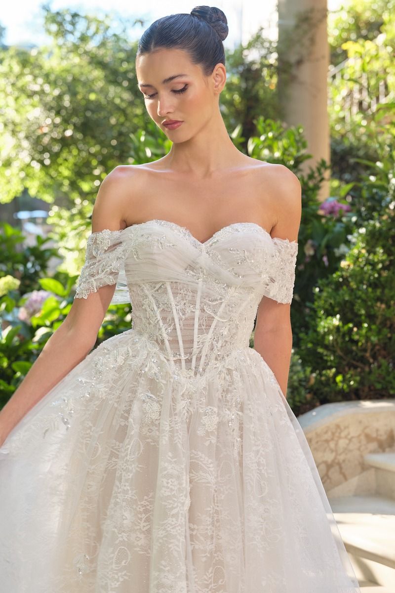 Wedding Dresses Long Ball Gown 3D Floral Applique Corset Wedding Dress OFF WHITE-NUDE