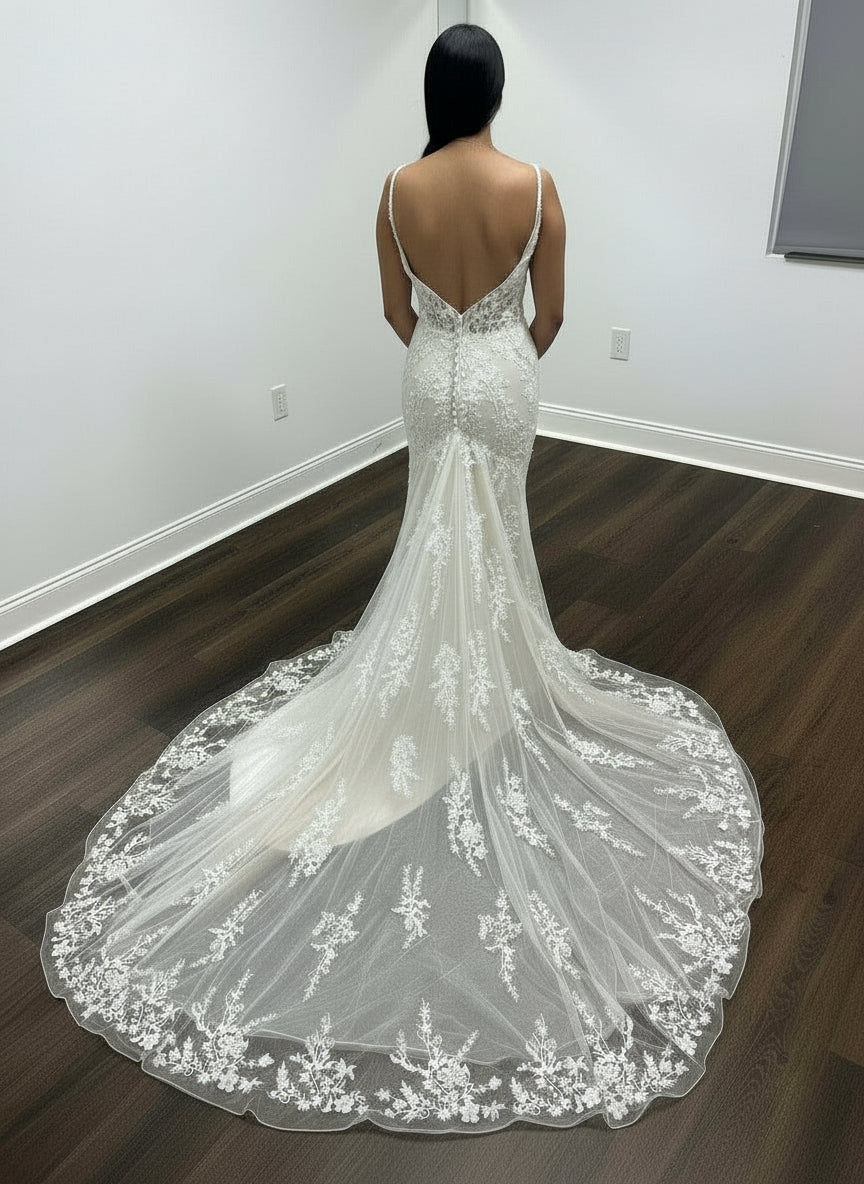 Wedding Dresses Spaghetti Strap Fit and Flare Wedding Gown IVORY