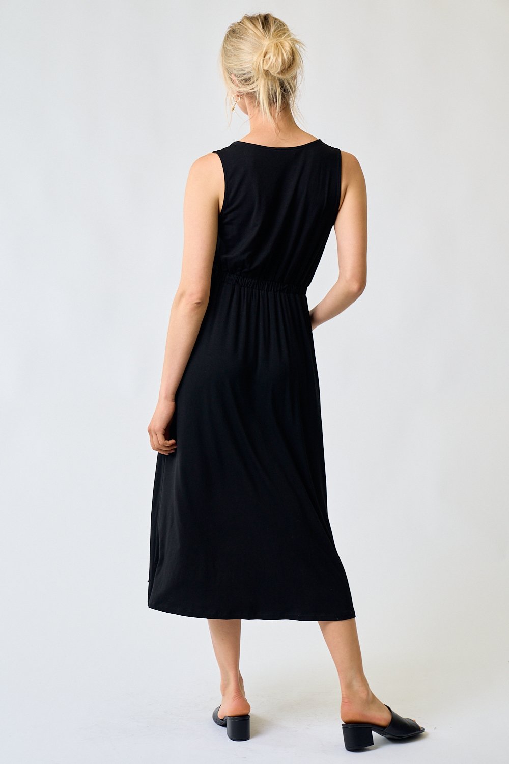 Cocktail Dresses Sleeveless Button Down Midi Length Dress Black