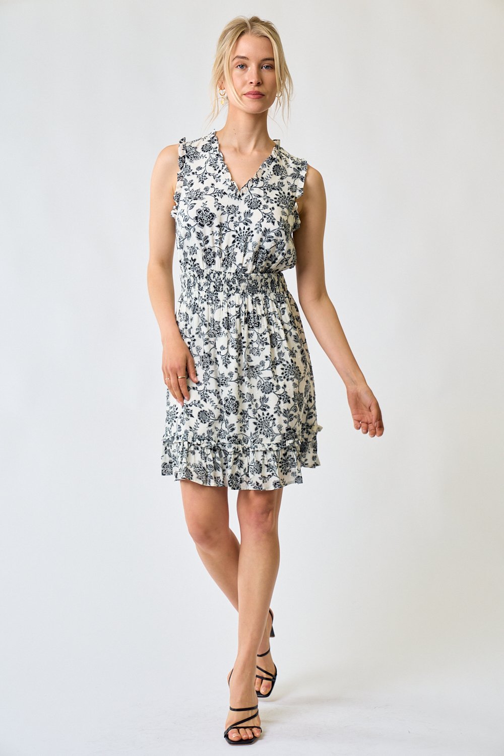 Cocktail Dresses Short Sleeveless V Neck Floral Dress White/Black