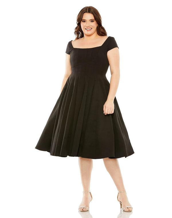 Plus Size Cap Sleeve Multi Seam Knee Length Dress Cap Sleeve Knee Length Mac Duggal 49784W