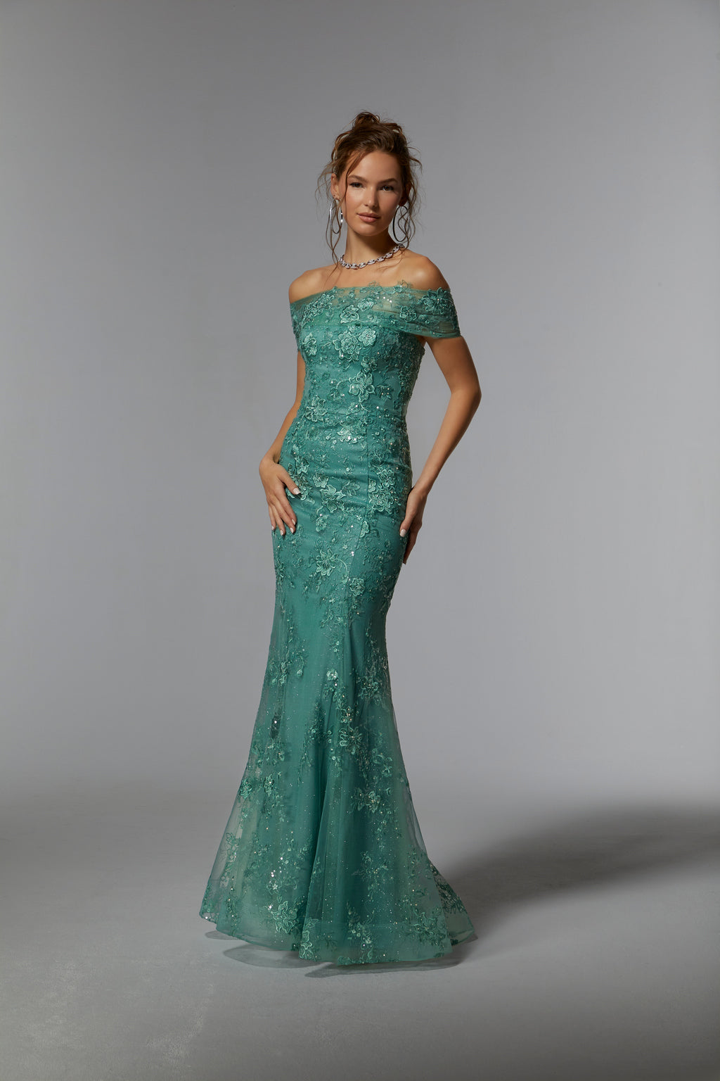 MGNY Madeline Gardner New York 72936 Long Formal Fitted Prom Gown
