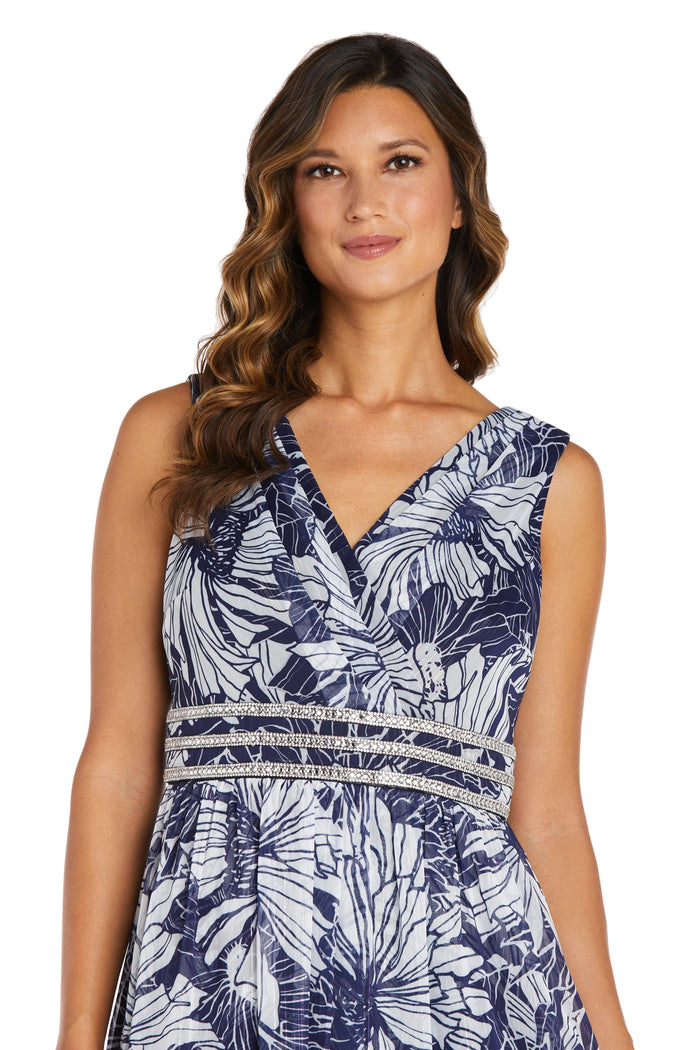 Mother of the Bride Dresses Petite Long Sleeveless Formal Dress Navy/White