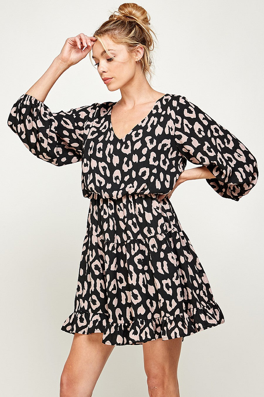 Short 3/4 Sleeve V Neck Printed Dress