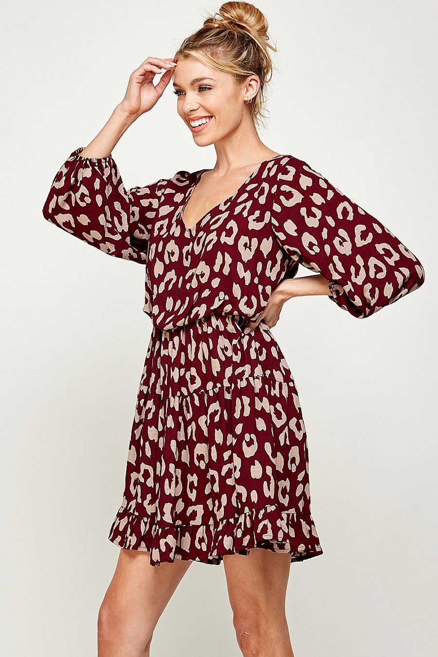 Short 3/4 Sleeve V Neck Printed Dress