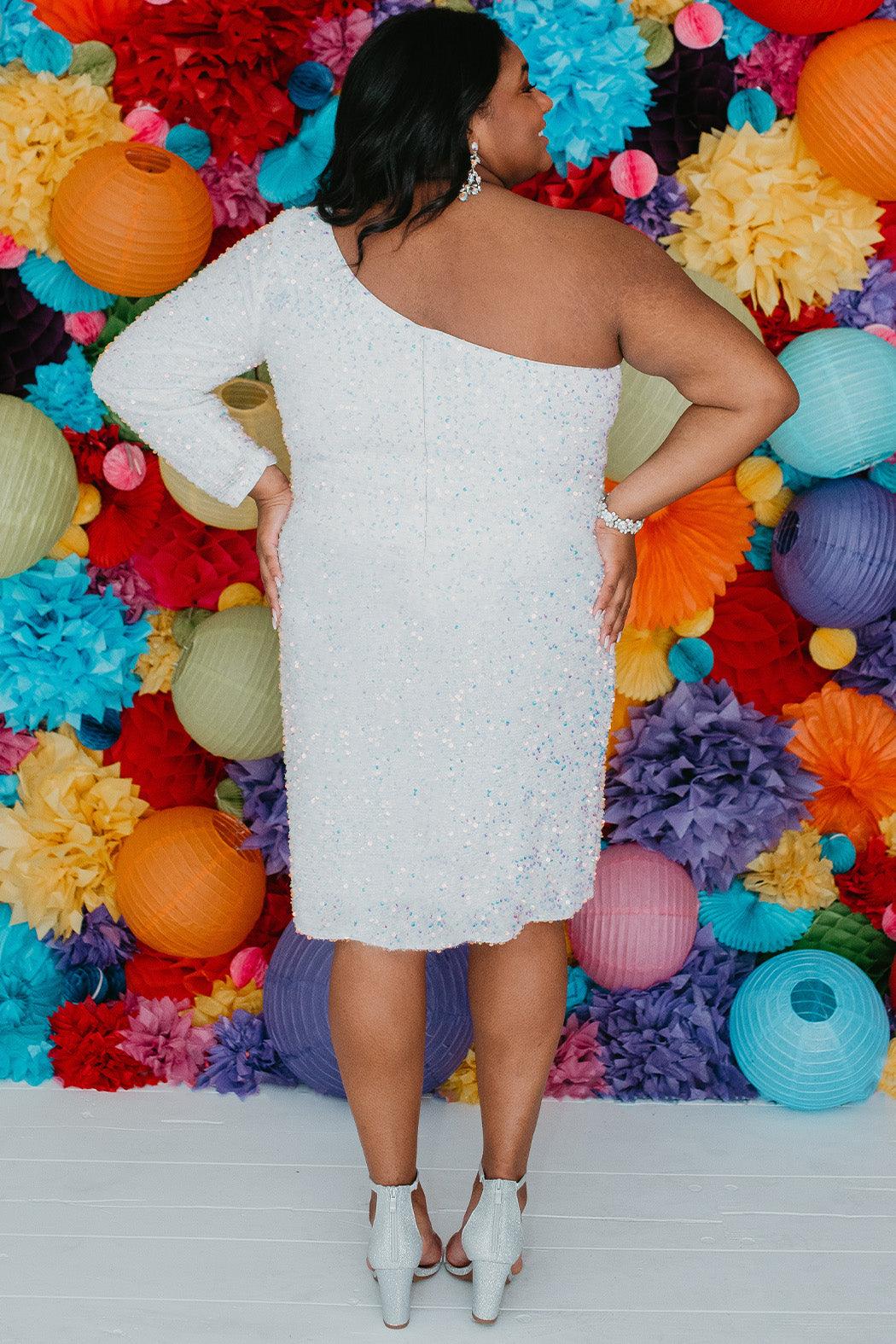 Sydneys Closet SC8112 Plus Size Short Homecoming Prom Dress