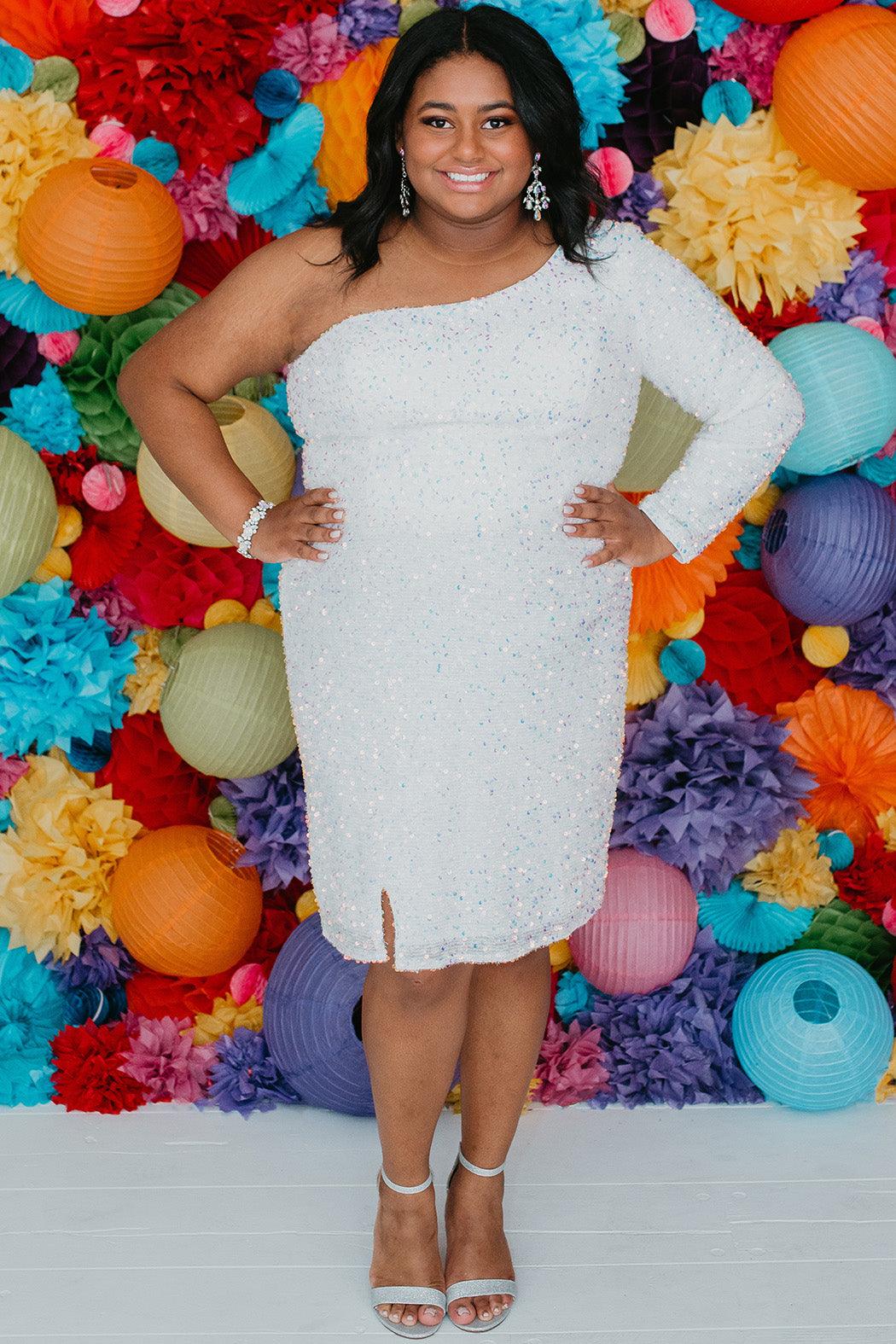 Sydneys Closet SC8112 Plus Size Short Homecoming Prom Dress