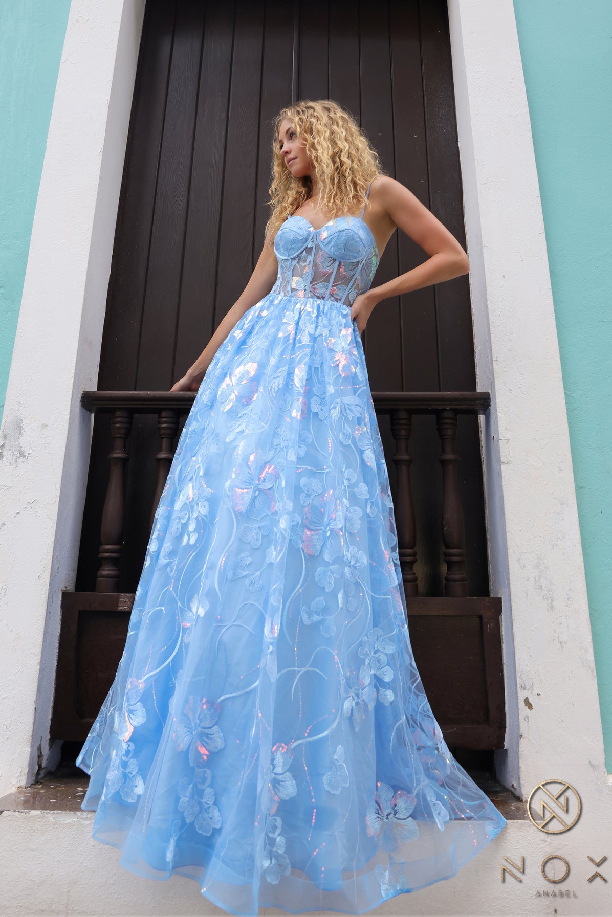 Nox Anabel's Floral Lace Cocktail Dress: Shimmering Elegance for Unforgettable Moments