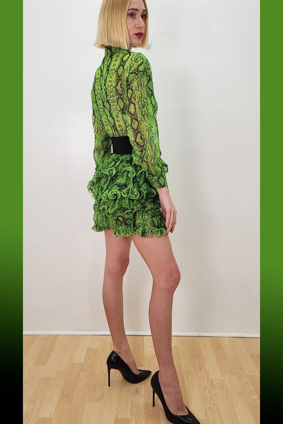 Cocktail Dresses Long Sleeve Snakeskin Print Ruffle Chiffon Short Dress Green