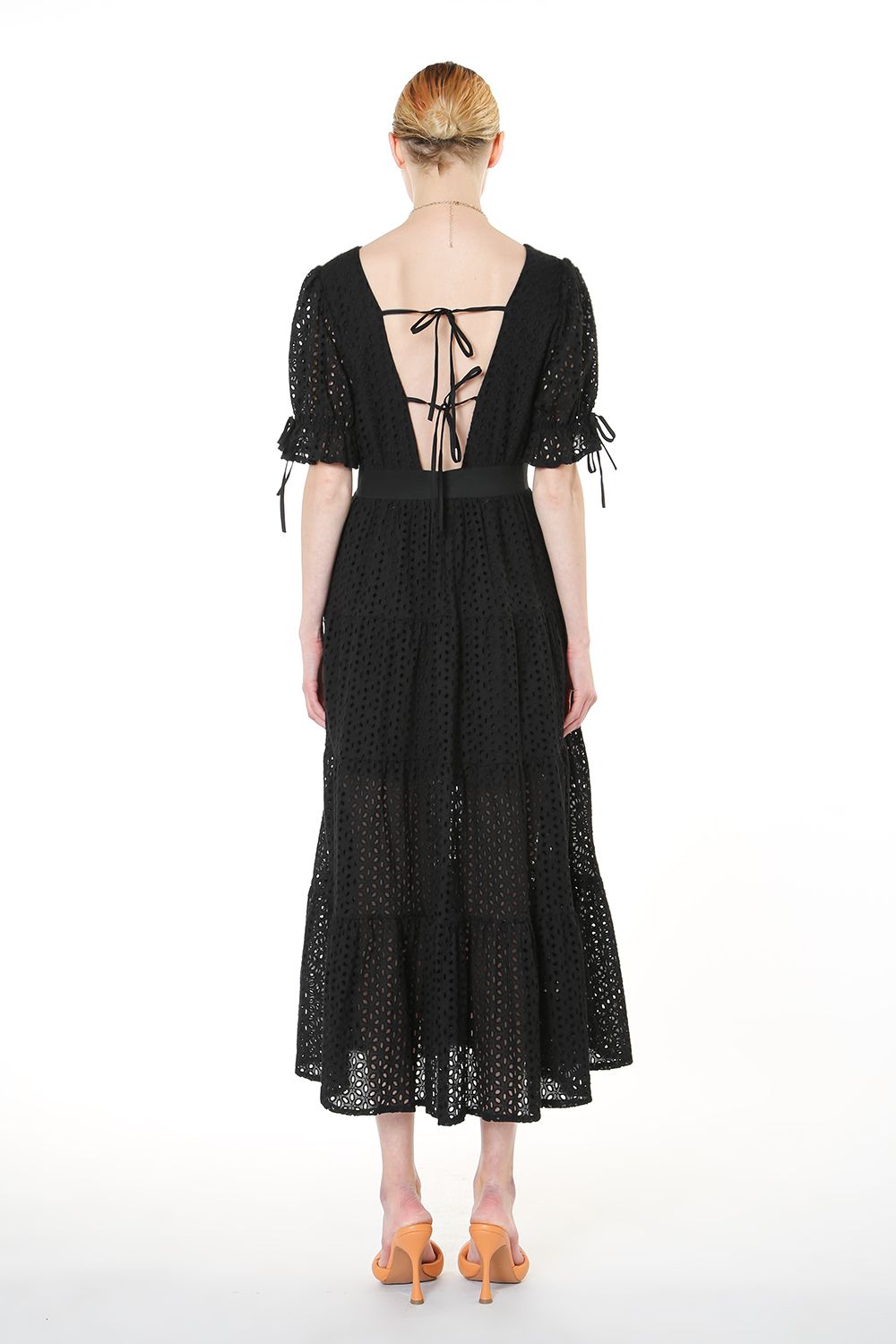 Short Sleeve Patterned Hole Tea Length Dress