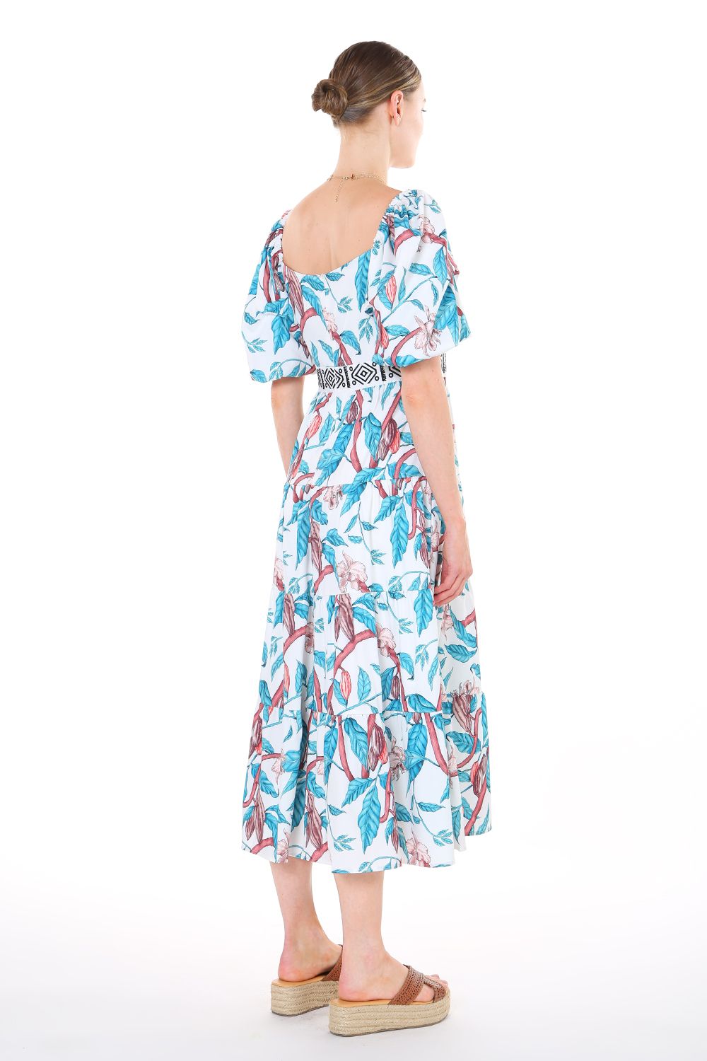 Short Puff Sleeve Sweetheart Neckline Midi Dress