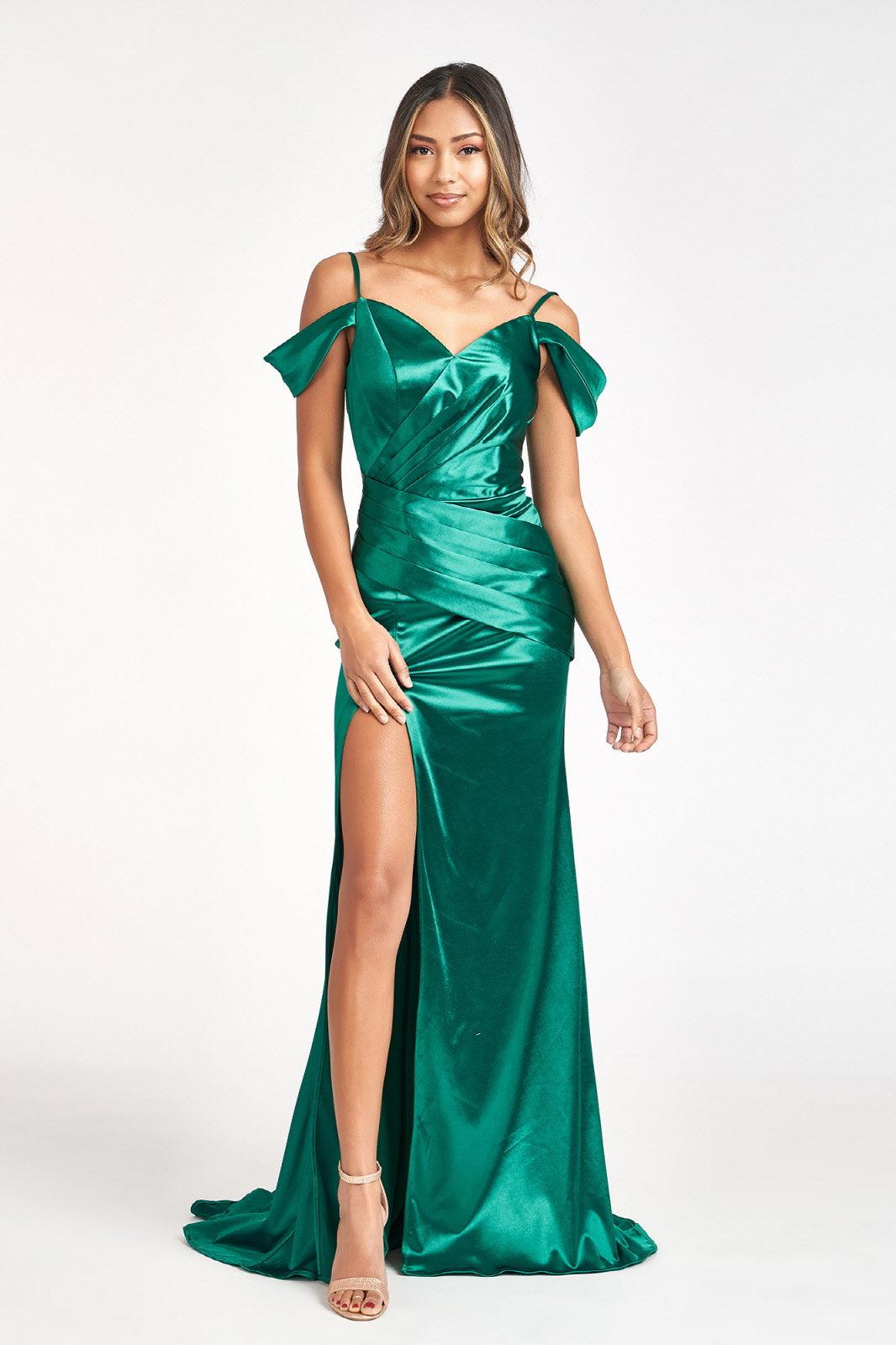Long Satin Off Shoulder Mermaid Evening Dress - Emerald Green / L Long Satin Off Shoulder Mermaid Evening Dress - Emerald Green / L