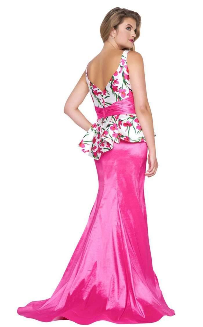 Mac Duggal 77172 Fabulouss Plus Size Long Dress