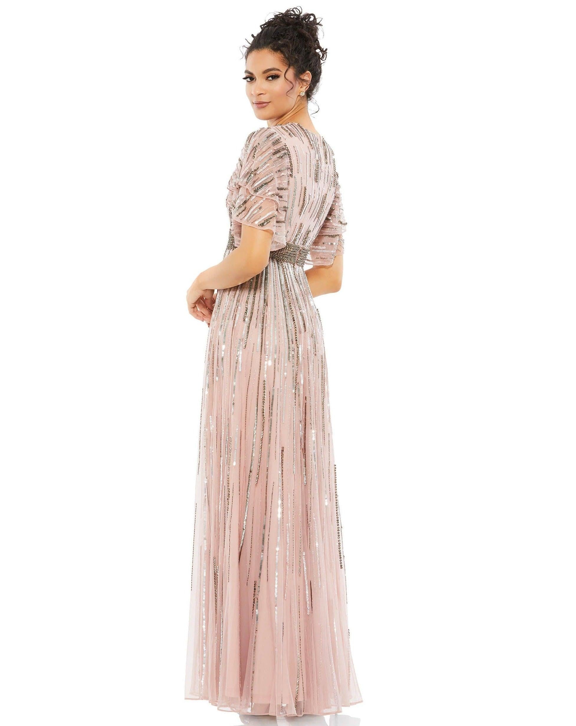 Mac Duggal 花柄刺繍カットアウトガウン Pink Metallic Strapless Brocade Gown With Oversized Bow