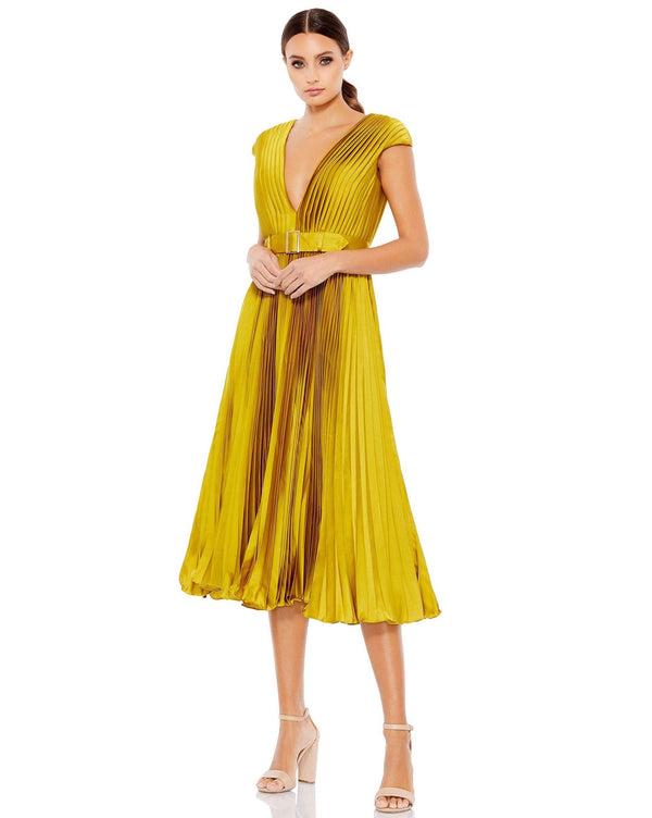 Short Pleated Cap Sleeve Dress Pleated Detail Mac Duggal 26483