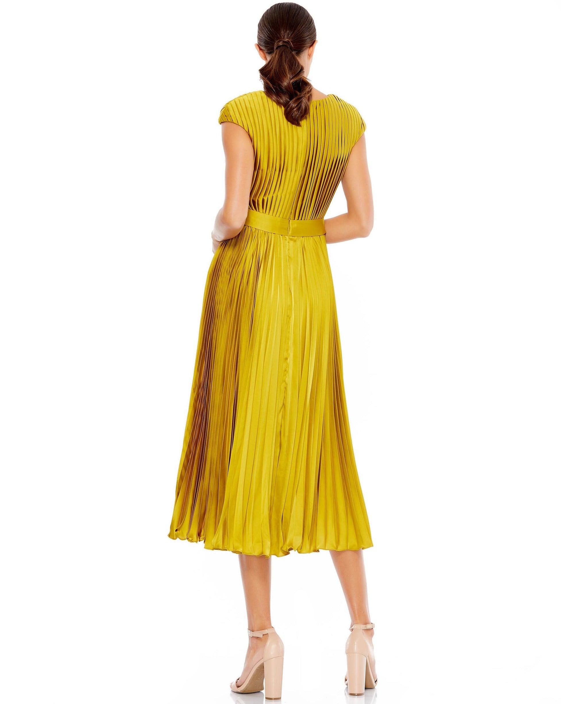 Mac Duggal Short Pleated Cap sleeve Dress 26483 - The Dress Outlet