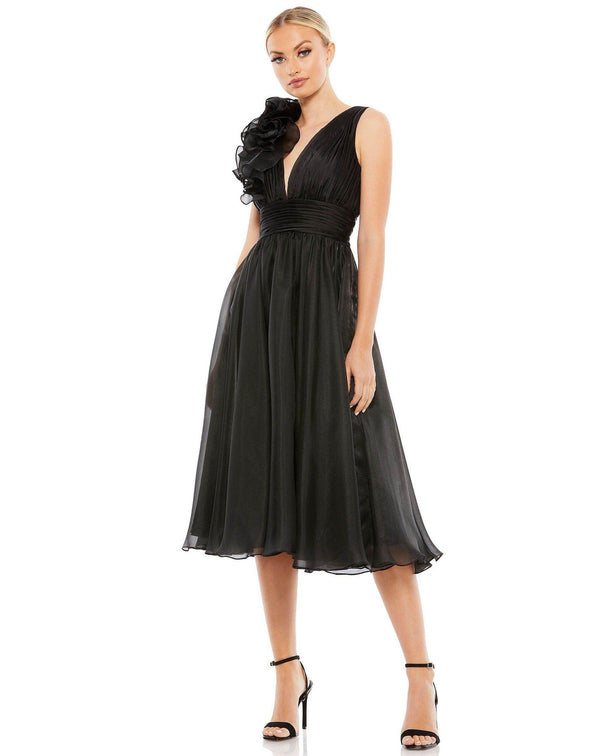 Short Sleeveless Cocktail Dress Sleeveless Detail Mac Duggal 70165
