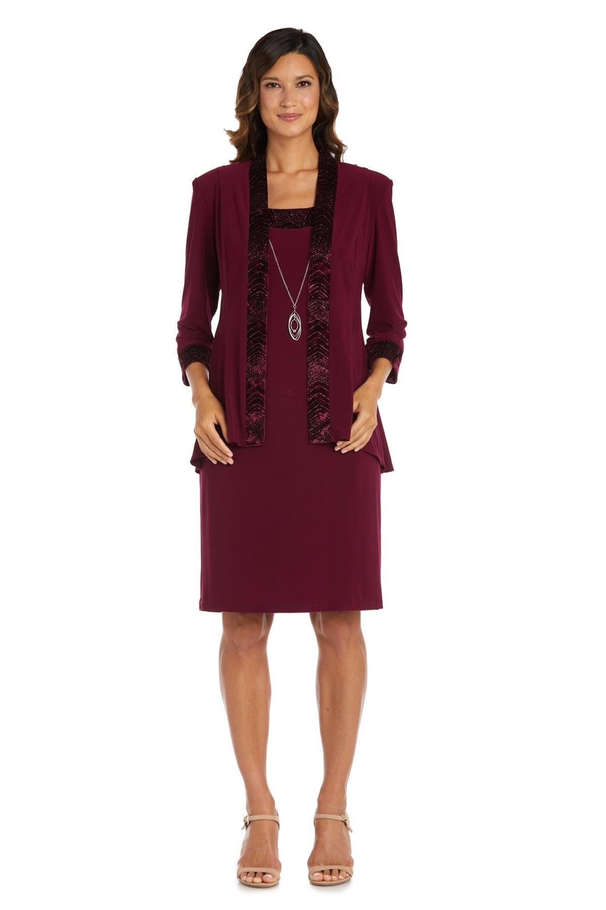 short burgundy mother of the bride dresses Elegant Short Sleeves Column Knee Length Mother of the Bride Dress