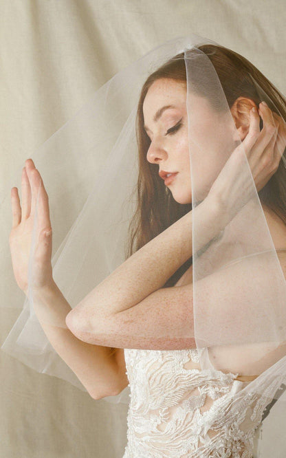 Simple Wedding One Layer Bridal Veil - The Dress Outlet