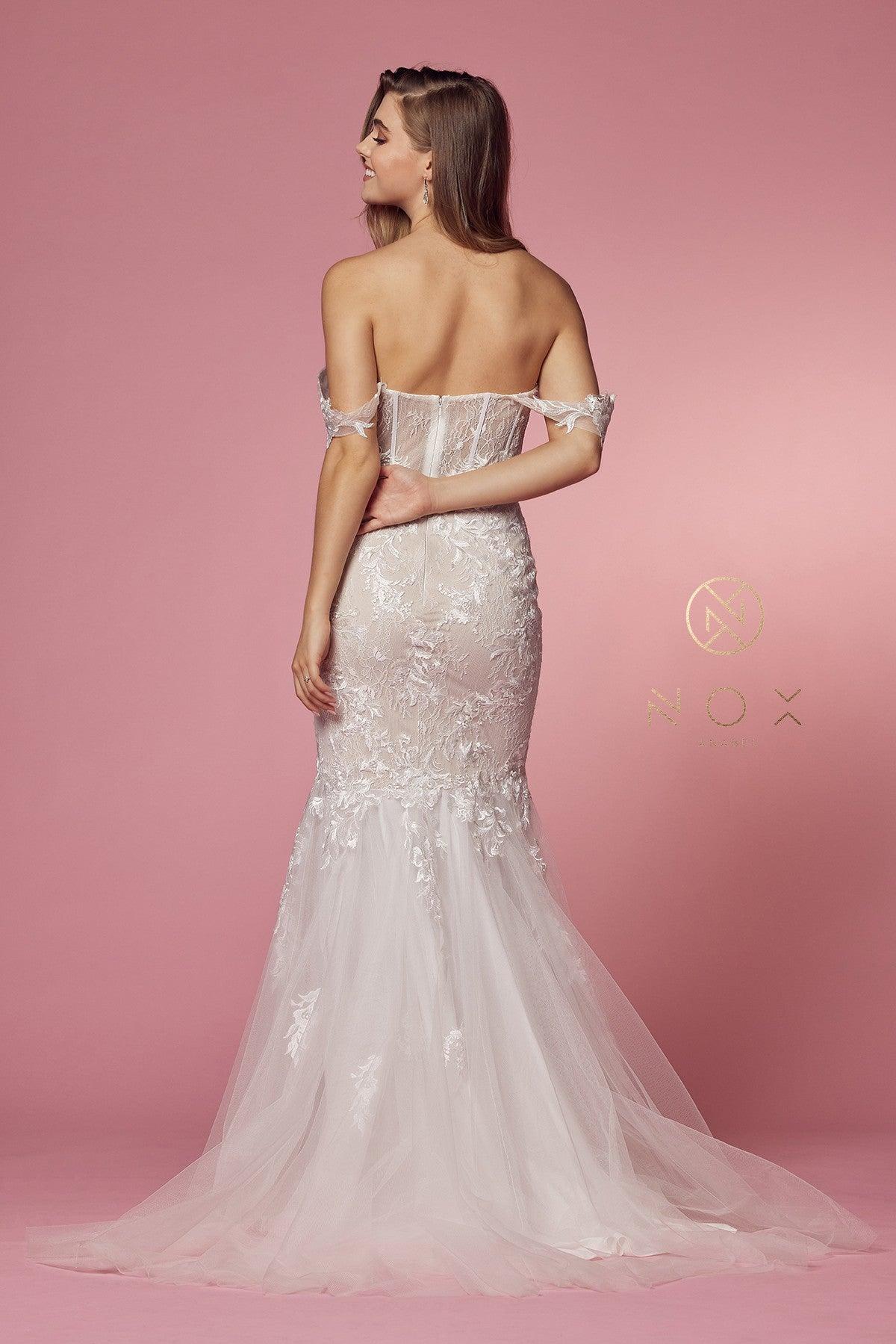 Sleeveless Formal Long Wedding Gown