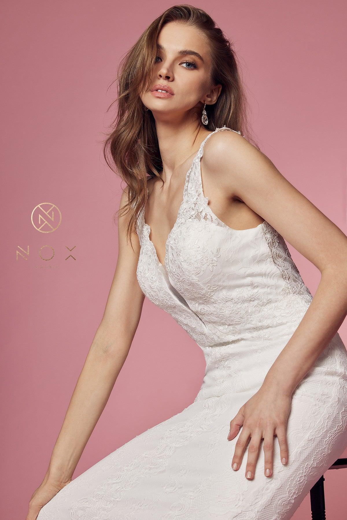 Sleeveless Formal Long Wedding Gown